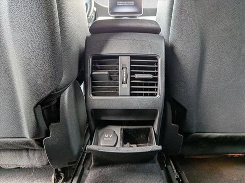 Used 2019 Mercedes-Benz GLA 250 image 16