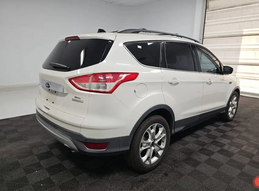 Used 2013 Ford Escape SEL FWD image 2