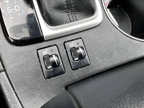 Used 2017 Toyota Highlander SE AWD/4WD image 34