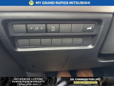 New 2026 Mitsubishi Outlander SE AWD/4WD image 29