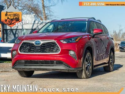 Used 2022 Toyota Highlander XLE