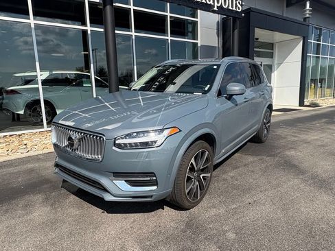 Used 2023 Volvo XC90 B6 Plus w/ Protection Package Premier AWD/4WD image 2