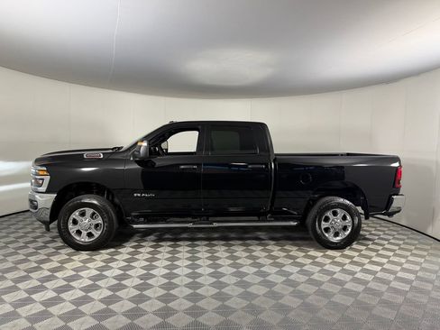 Certified 2026 RAM 2500 Big Horn AWD/4WD image 9