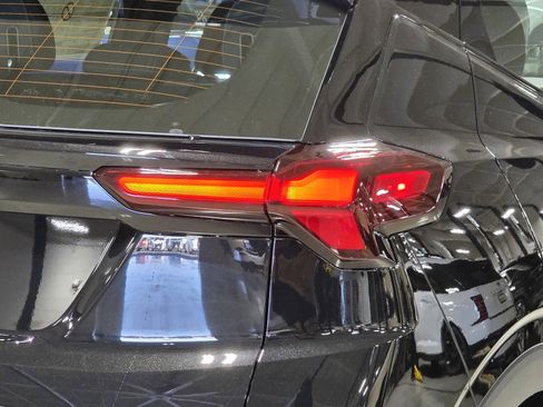 New 2027 Chevrolet Bolt LT image 12