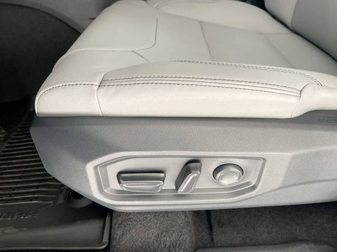 New 2026 Toyota Tundra SR5 AWD/4WD image 12