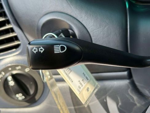 Used 2005 Porsche 911 Carrera image 27