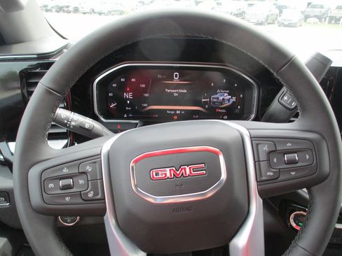 New 2026 GMC Sierra 2500 SLT w/ SLT Premium Package AWD/4WD image 17