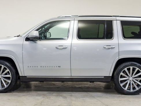 Used 2022 Jeep Grand Wagoneer Series II w/ Convenience Group III image 8