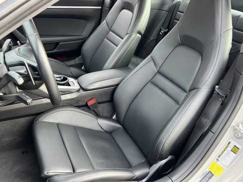 Certified 2024 Porsche 911 Carrera image 5