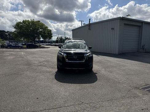 Used 2024 Nissan Pathfinder Platinum w/ Cargo Package FWD image 2