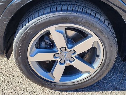 Used 2015 Audi Q3 2.0T Premium Plus image 10