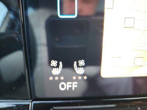 New 2026 Volkswagen Atlas Cross Sport SEL Premium R-Line image 22