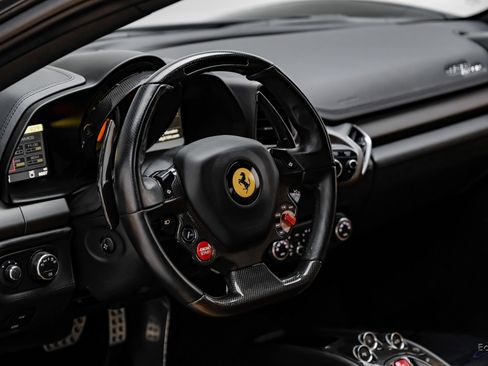 Used 2012 Ferrari 458 Italia Coupe image 45