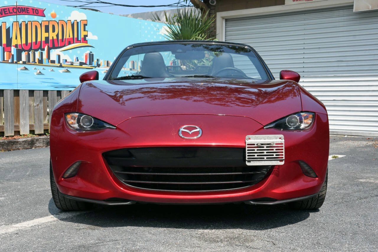 Used 2021 MAZDA MX-5 Miata Grand Touring RWD image 3
