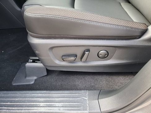 New 2026 Nissan Pathfinder SL w/ SL Premium Package AWD/4WD image 18