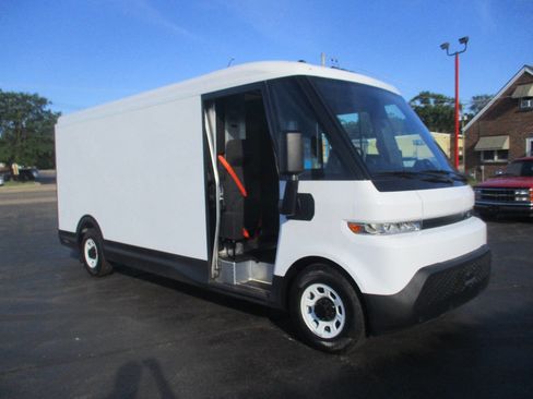 Used 2024 Chevrolet Brightdrop 600 w/ Battery Pack, Max Range AWD/4WD image 7