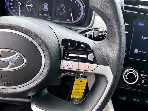 Used 2022 Hyundai Tucson SE image 24