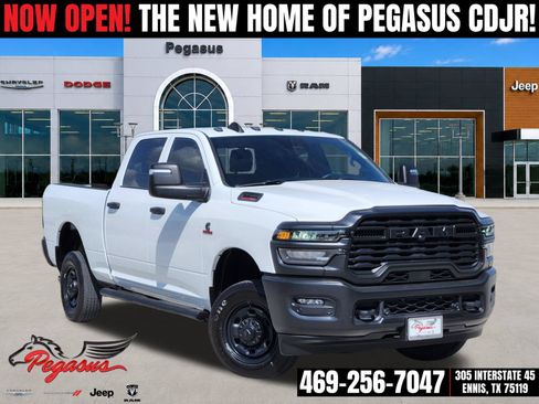 Used 2025 RAM 2500 Tradesman AWD/4WD image 1