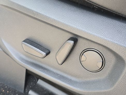 Used 2024 Ford Ranger Lariat w/ Advanced Towing Package image 12