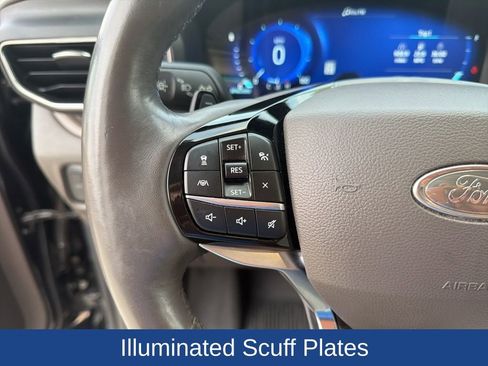 Certified 2021 Ford Explorer Platinum w/ Premium Technology Package image 24