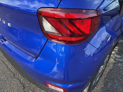 Certified 2024 Hyundai Venue SEL image 33