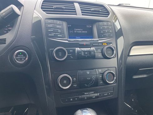 Used 2019 Ford Explorer XLT image 20