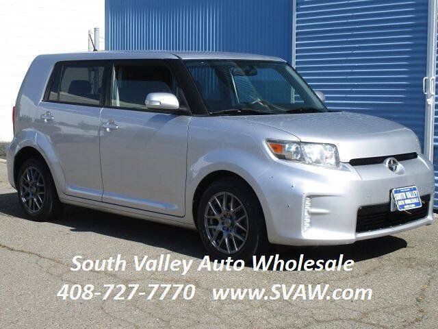 Used 2015 Scion xB FWD image 27