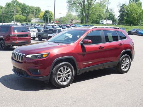 Used 2020 Jeep Cherokee Latitude Lux w/ Comfort/Convenience Group AWD/4WD image 7