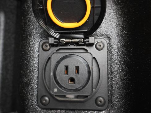 Used 2024 Chevrolet Silverado 3500 LT w/ Z71 Sport Edition image 32