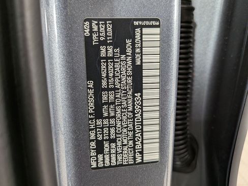 New 2026 Porsche Cayenne Coupe AWD/4WD image 28