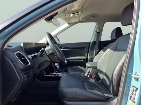 New 2026 Kia Seltos EX image 18