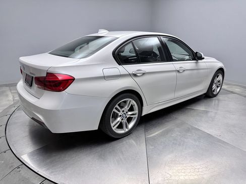 Used 2018 BMW 330i xDrive Sedan AWD/4WD image 5