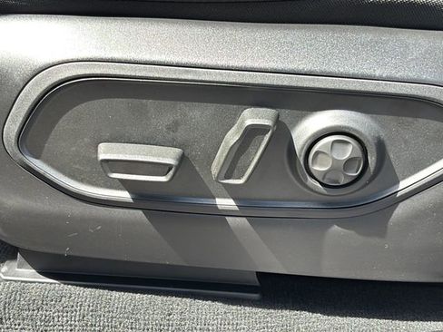 New 2026 Jeep Grand Cherokee Altitude image 37