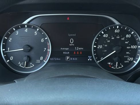 Used 2024 Nissan Titan SV AWD/4WD image 23