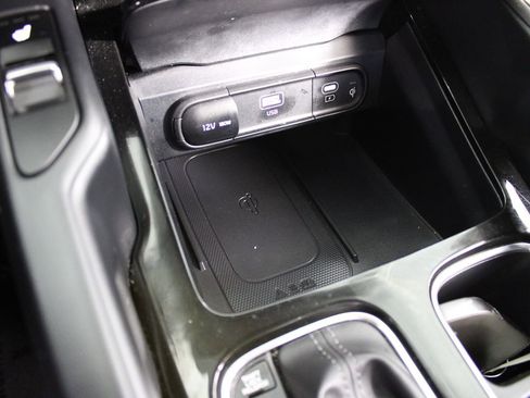 Used 2023 Kia Telluride S image 14