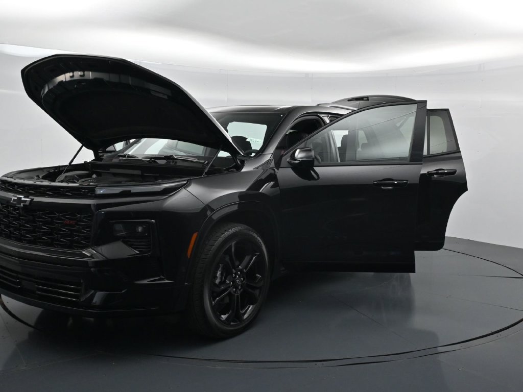 New 2027 Chevrolet Traverse RS FWD image 30
