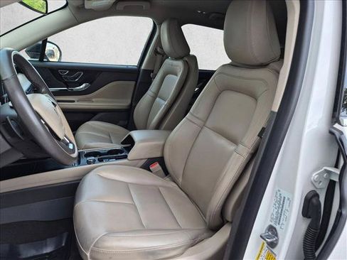 Used 2021 Lincoln Corsair FWD w/ Convenience Package image 16