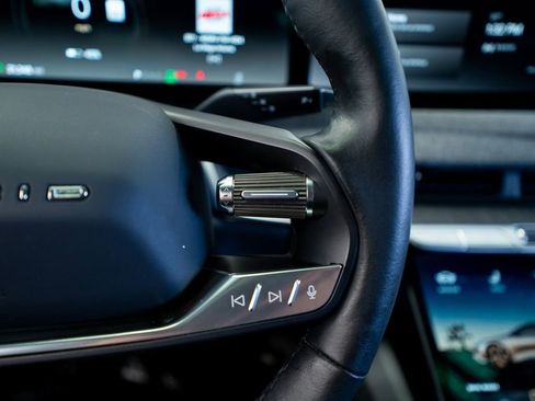 Used 2024 Lucid Air Touring AWD/4WD image 34