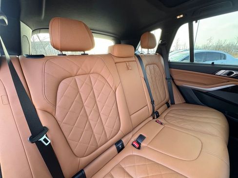 Used 2023 BMW X5 M50i w/ Executive Package image 27