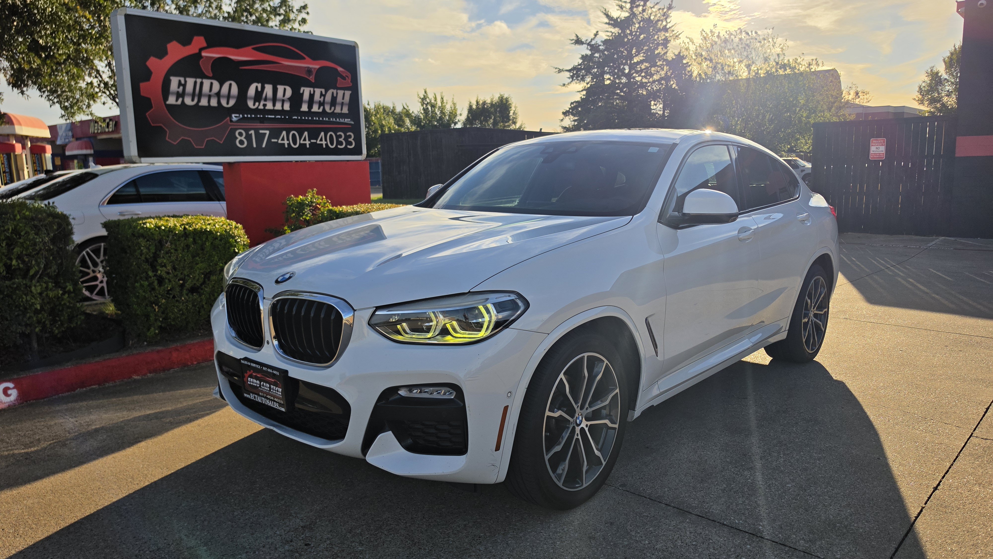Used 2019 BMW X4 xDrive30i w/ Executive Package AWD/4WD image 1