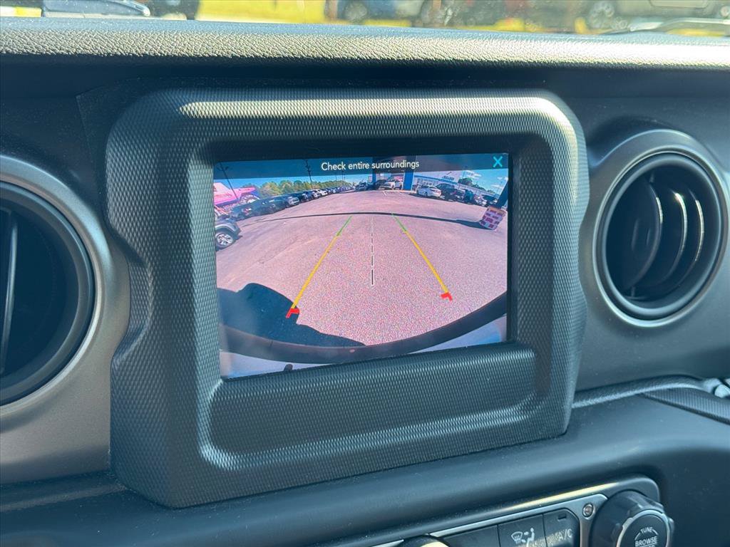 Used 2021 Jeep Wrangler Unlimited Sport AWD/4WD image 23