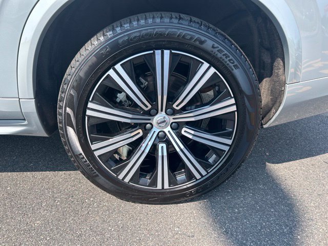 Certified 2024 Volvo XC90 B5 Core w/ Protection Package Premier AWD/4WD image 9