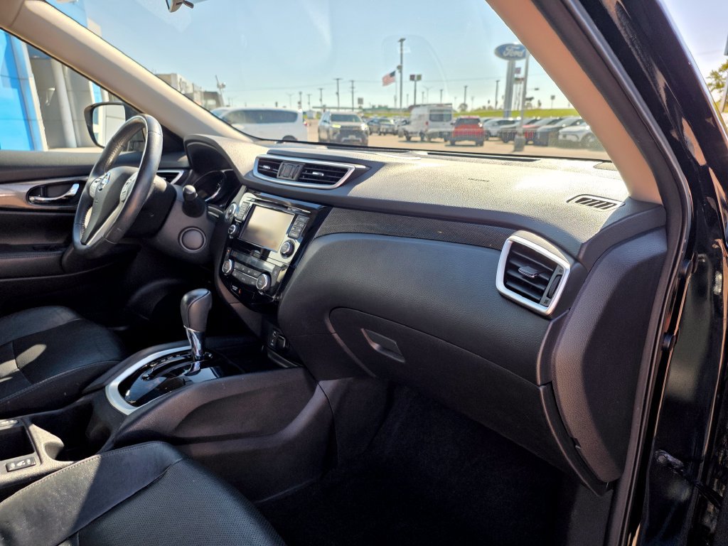 Used 2015 Nissan Rogue SL w/ SL Premium Package AWD/4WD image 14