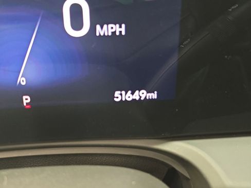 Certified 2024 Buick Encore GX Sport Touring image 21