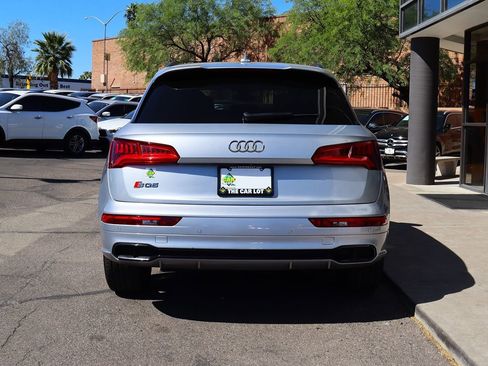 Used 2019 Audi SQ5 Premium Plus w/ Premium Plus Package image 11