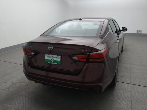 Used 2024 Nissan Altima 2.5 SV image 7