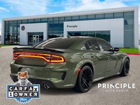 Used 2023 Dodge Charger Scat Pack image 4