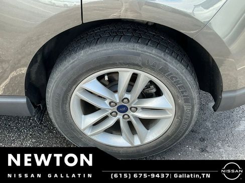 Used 2017 Ford Edge SEL w/ Class II Trailer Tow Package FWD image 21