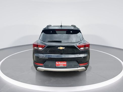 Used 2023 Chevrolet TrailBlazer LT w/ Convenience Package FWD image 7