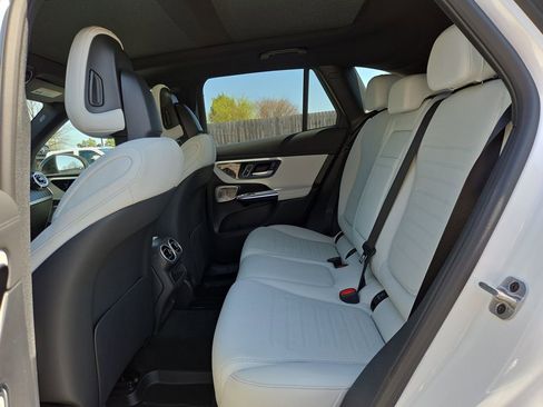 New 2026 Mercedes-Benz GLC 300 4MATIC image 12